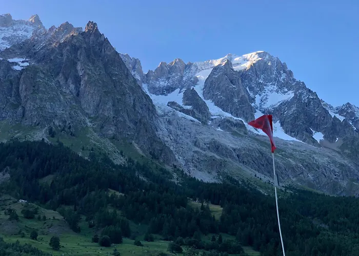 Отель Maison Laurent Курмайор