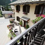 Otel Maison Laurent 3*