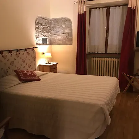 Maison Laurent מלון 3*