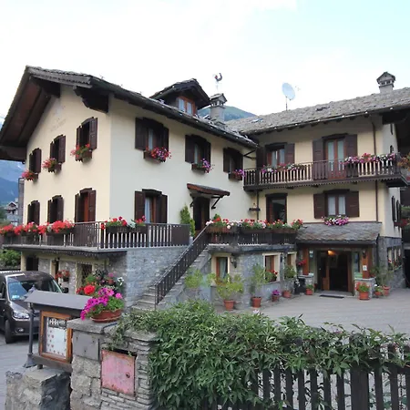 Maison Laurent Hotell Courmayeur