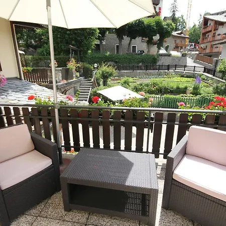 Maison Laurent Hotel 3*