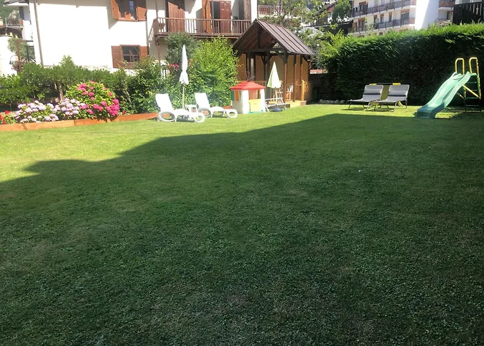 فندق Maison Laurent 3*